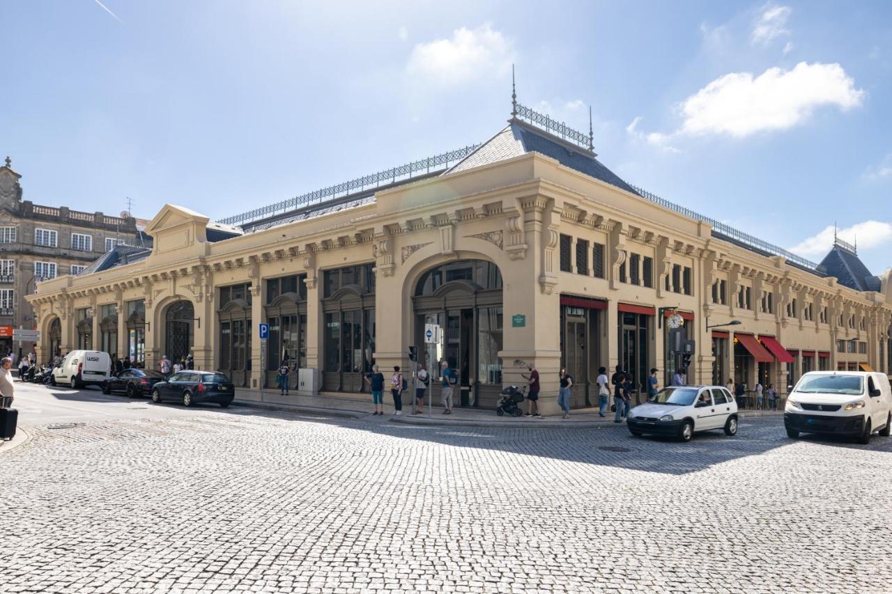 Downtown 2 Minutes By Walk To Center And Metro-Direct To Airpot T4 Daire Porto Dış mekan fotoğraf